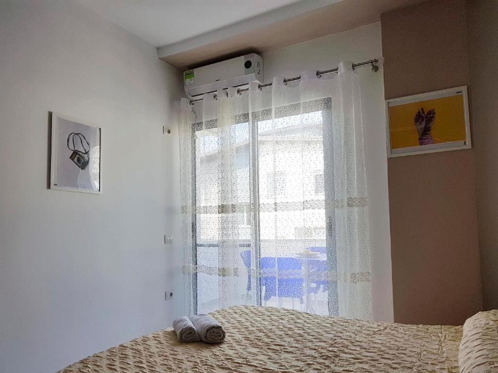 Apartamenti Velvet Shëngjin Екстериор снимка